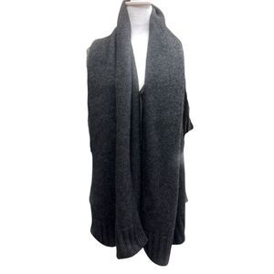 Céline Charcoal Gray Wool & Yak Blend Wrap Shawl Scarf with Ribbed Edges Auth